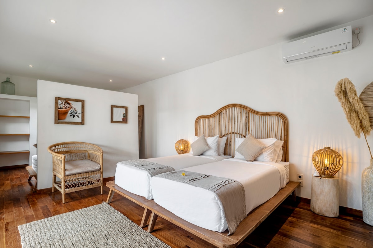 Ეს საძინებელი არის თქვენი პირადი საკურთხეველი სტუმრობის განმავლობაში