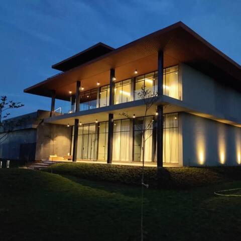 Earth Villa at Beyond by Sula