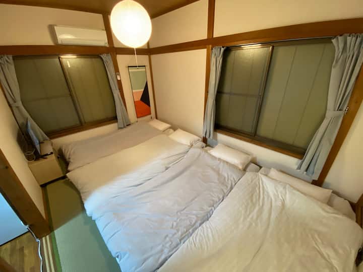 Ležal som štyri futóny.