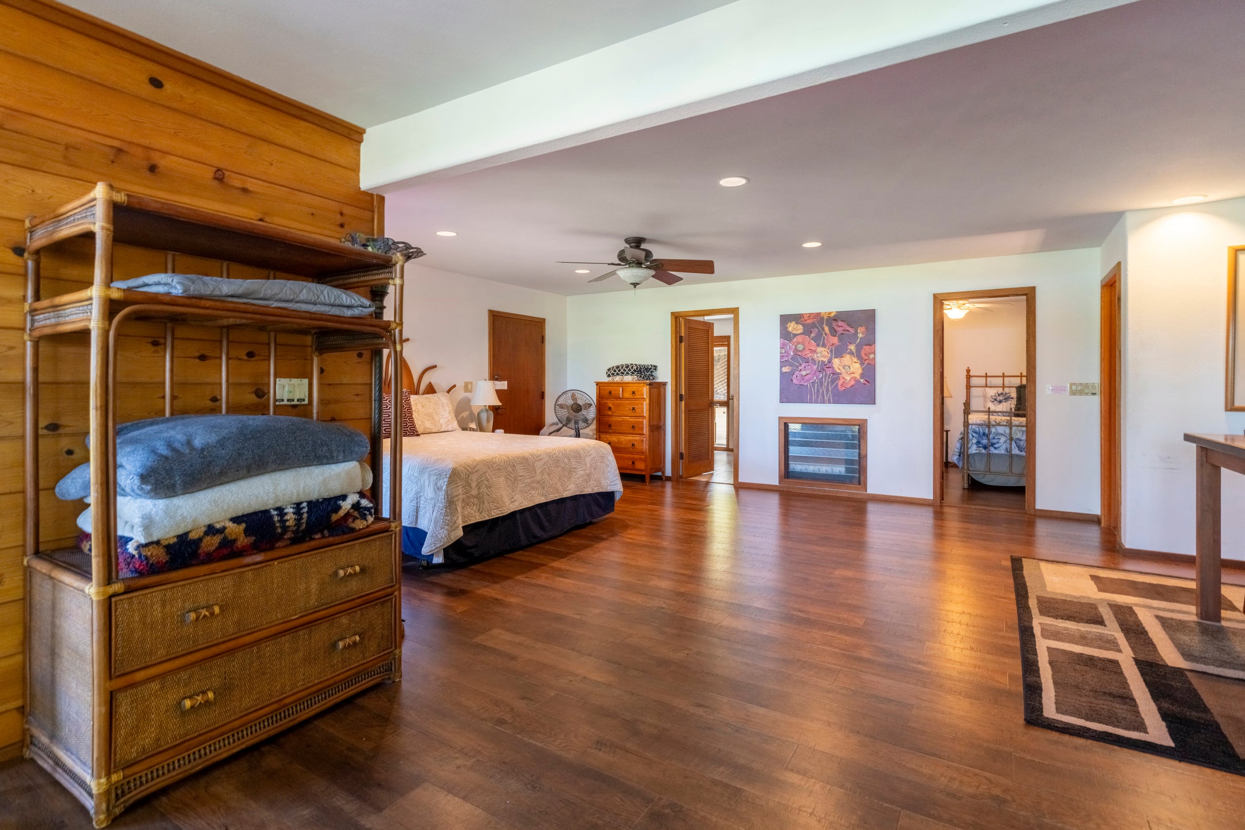 Home in Kailua-Kona · ★4.88 · 5 bedrooms · 15 beds · 4.5 private baths - Image 56