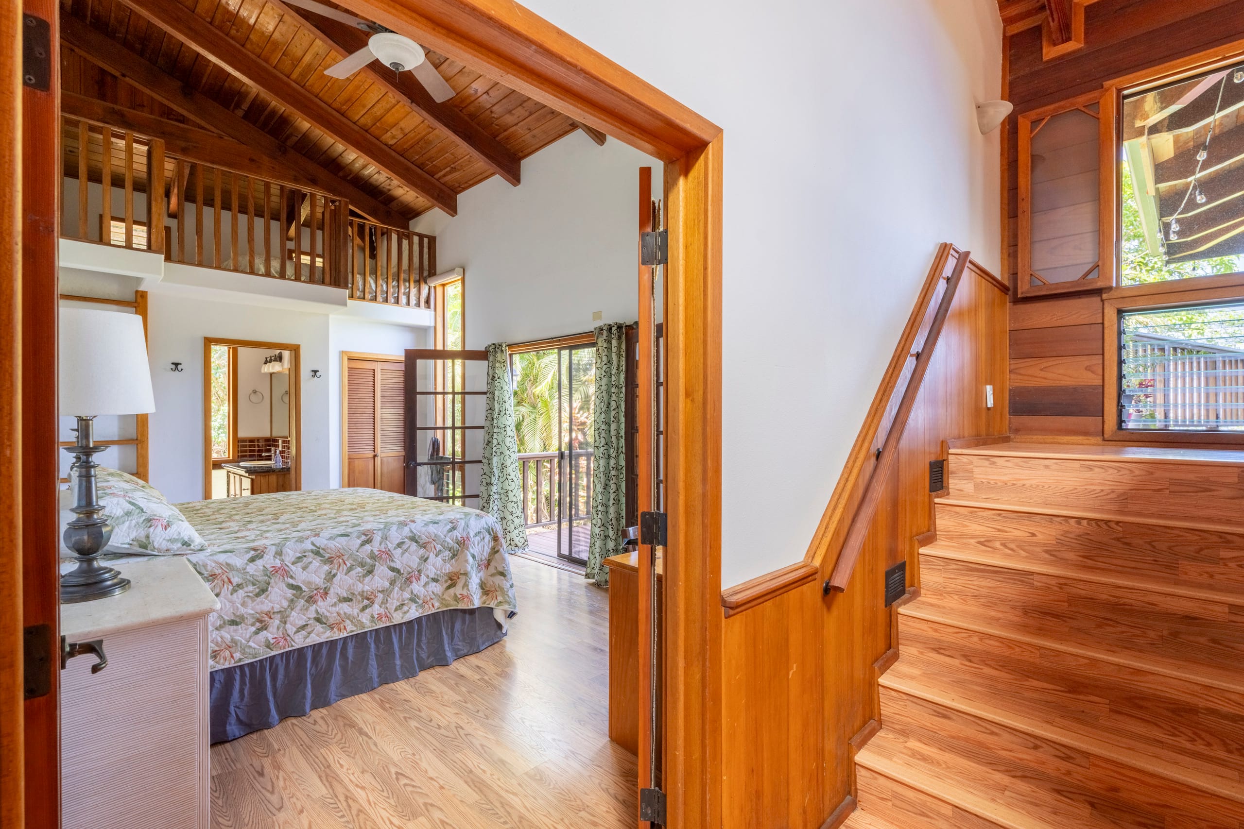 Home in Kailua-Kona · ★4.88 · 5 bedrooms · 15 beds · 4.5 private baths - Image 39