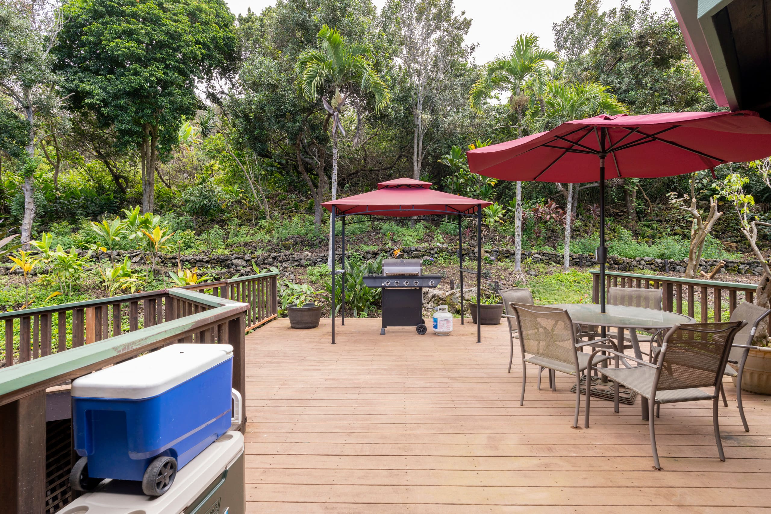 Home in Kailua-Kona · ★4.88 · 5 bedrooms · 15 beds · 4.5 private baths - Image 74