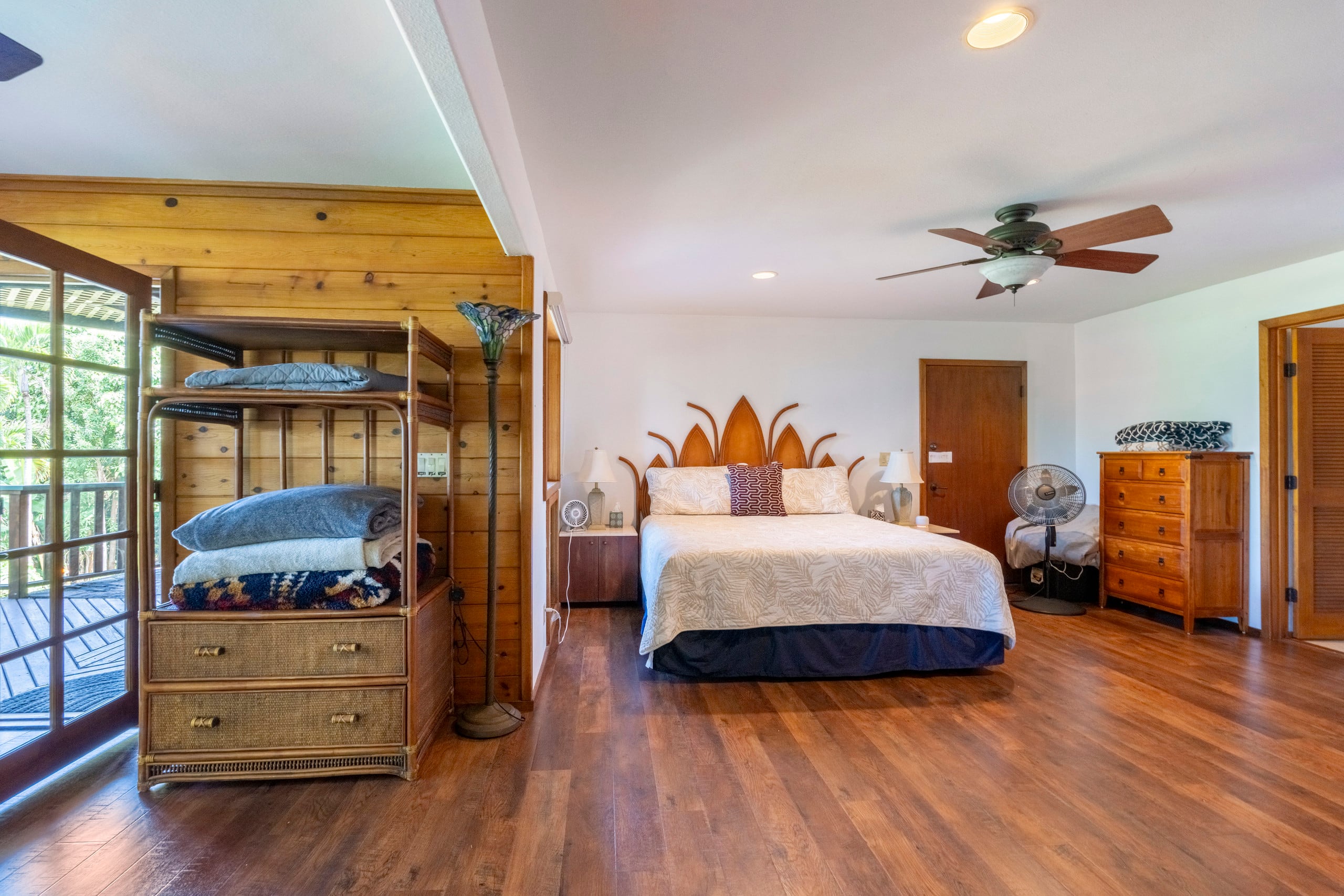 Home in Kailua-Kona · ★4.88 · 5 bedrooms · 15 beds · 4.5 private baths - Image 50