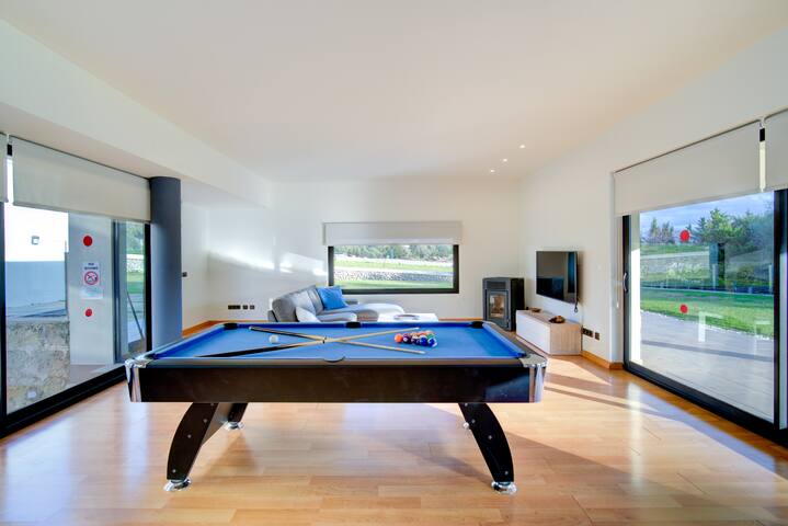 Binife – Villa rodeada de naturaleza y con piscina gallery image 3