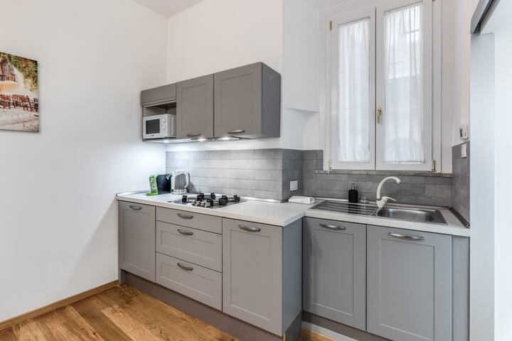 Cozy Apt Scanderbeg 100m from Trevi Fountain gallery image 4