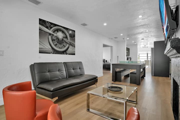 Sri House - Jacuzzi, Bbq, & Pkng - Miami, FL