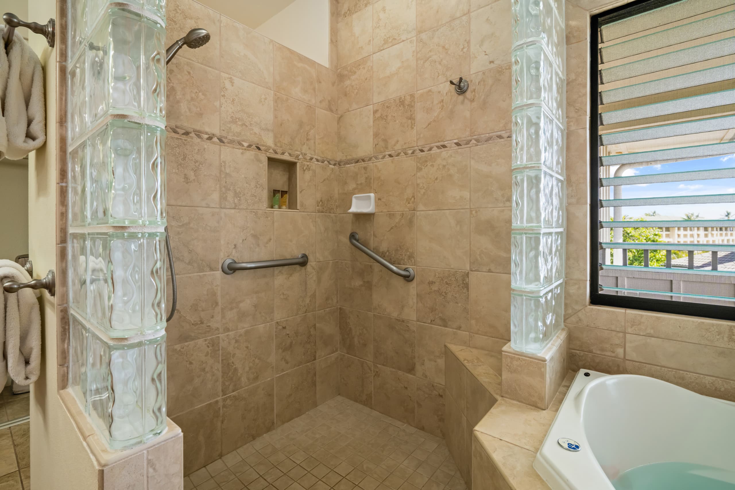 Oceanview Steps to Beach AC Poipu Sands 326 - Photo 16