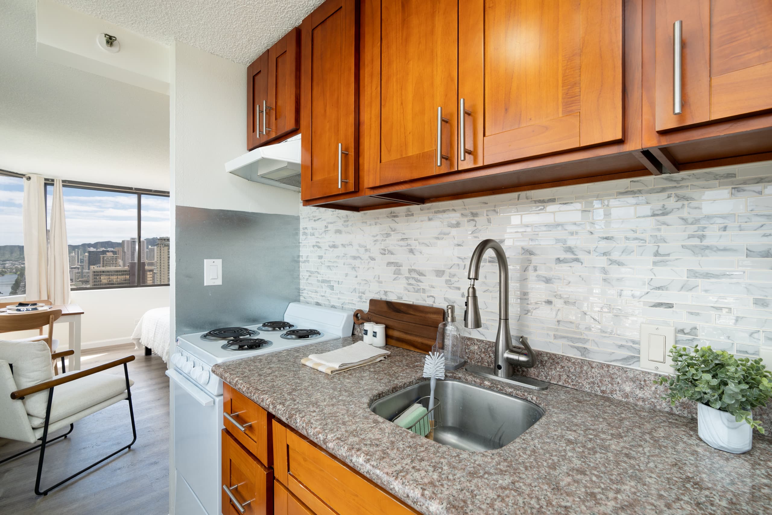 Condo in Honolulu · ★4.75 · 1 bedroom · 1 bed · 1 bath - Image 7