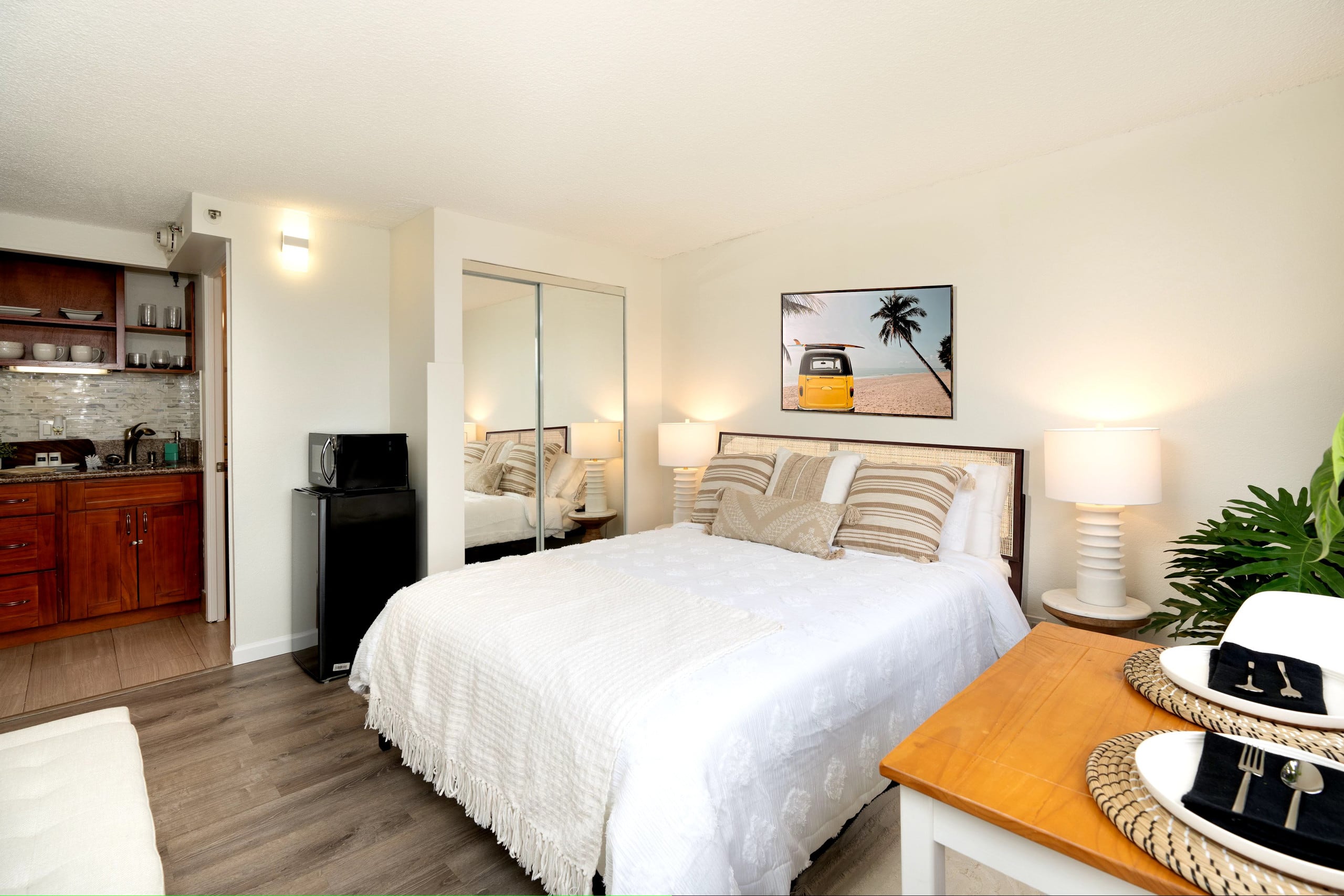 Condo in Honolulu · ★4.76 · 1 bedroom · 1 bath - Image 2