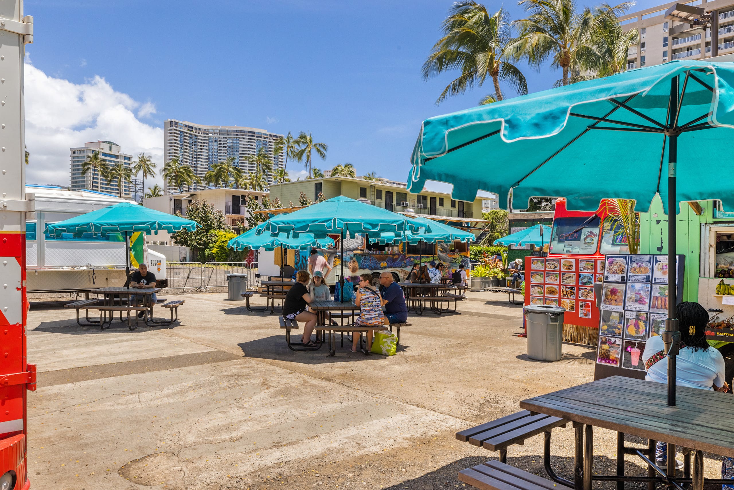 Condo in Honolulu · ★4.76 · 1 bedroom · 1 bath - Image 24