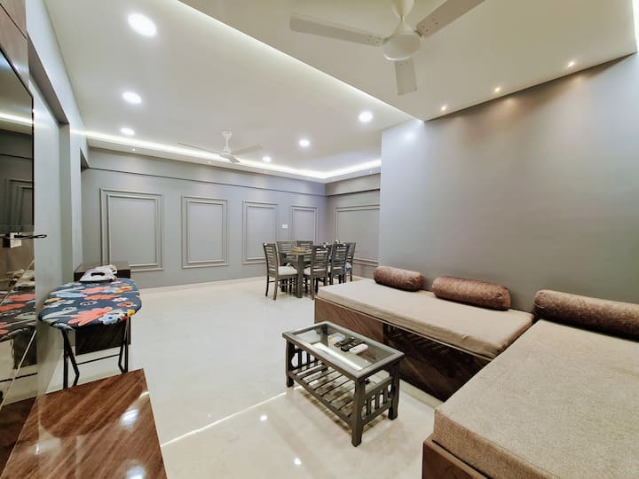 Bliss 78: Beautiful 2bhk Apt With Private Terrace - Mumbai