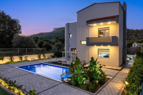 Hideaway Villa