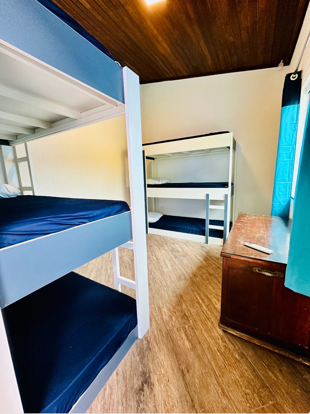 ห้องนอนที่ 4
2 triliches
เครื่องปรับอากาศ