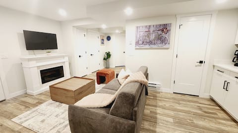 Cozy Oasis: Tranquility in the Prairies!