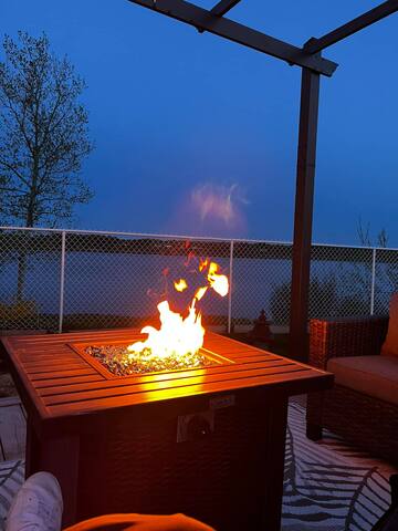 Saving Grace Waterfront Retreat gallery image 3