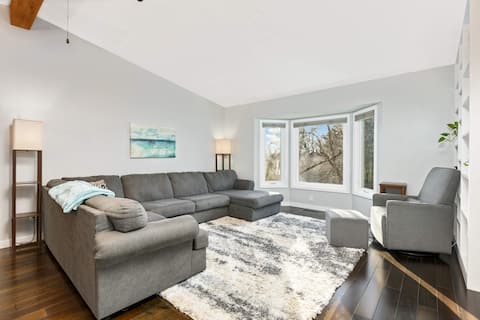 Family-Friendly 4-Bed Retreat