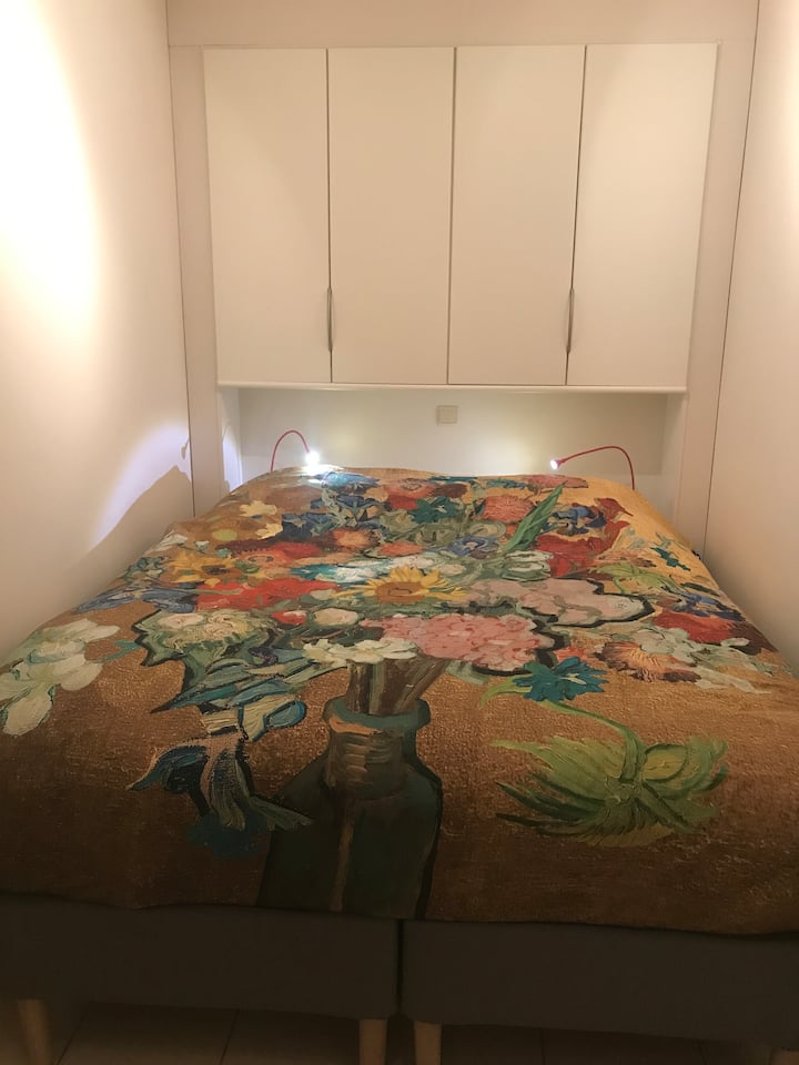 საძინებელი 1