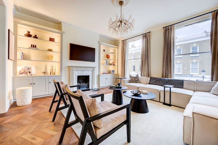 Classic Chelsea Townhouse