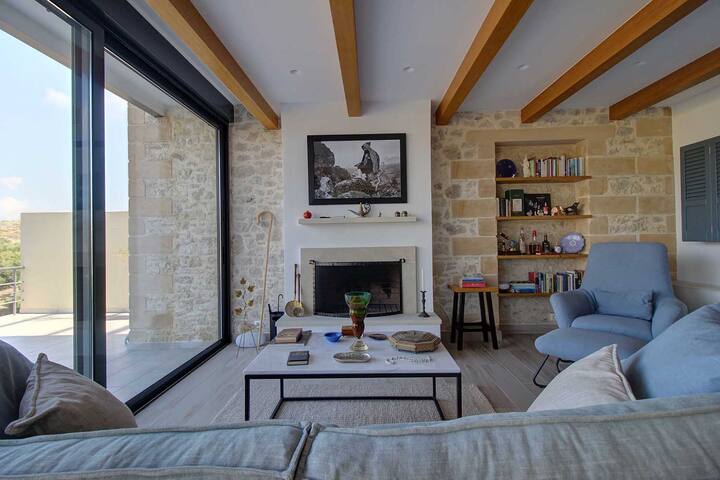 Villa Simera, with pool & great view gallery image 3