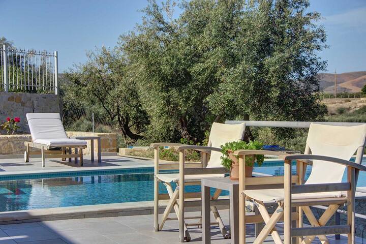 Villa Simera, with pool & great view gallery image 5