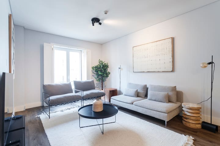 MY LX FLAT Chiado Luxury Design Apartment