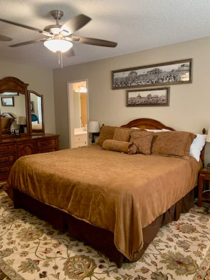 King size bed