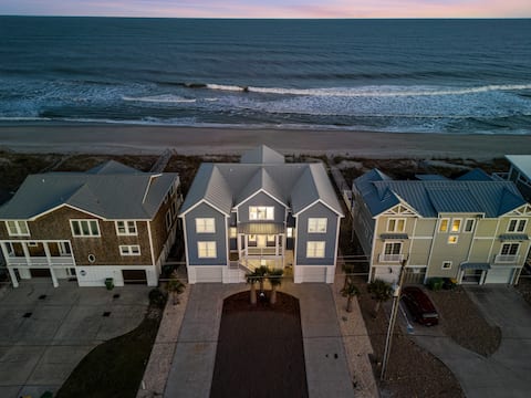 Beachfront House w/ Workstation & Pool, Sleeps 20