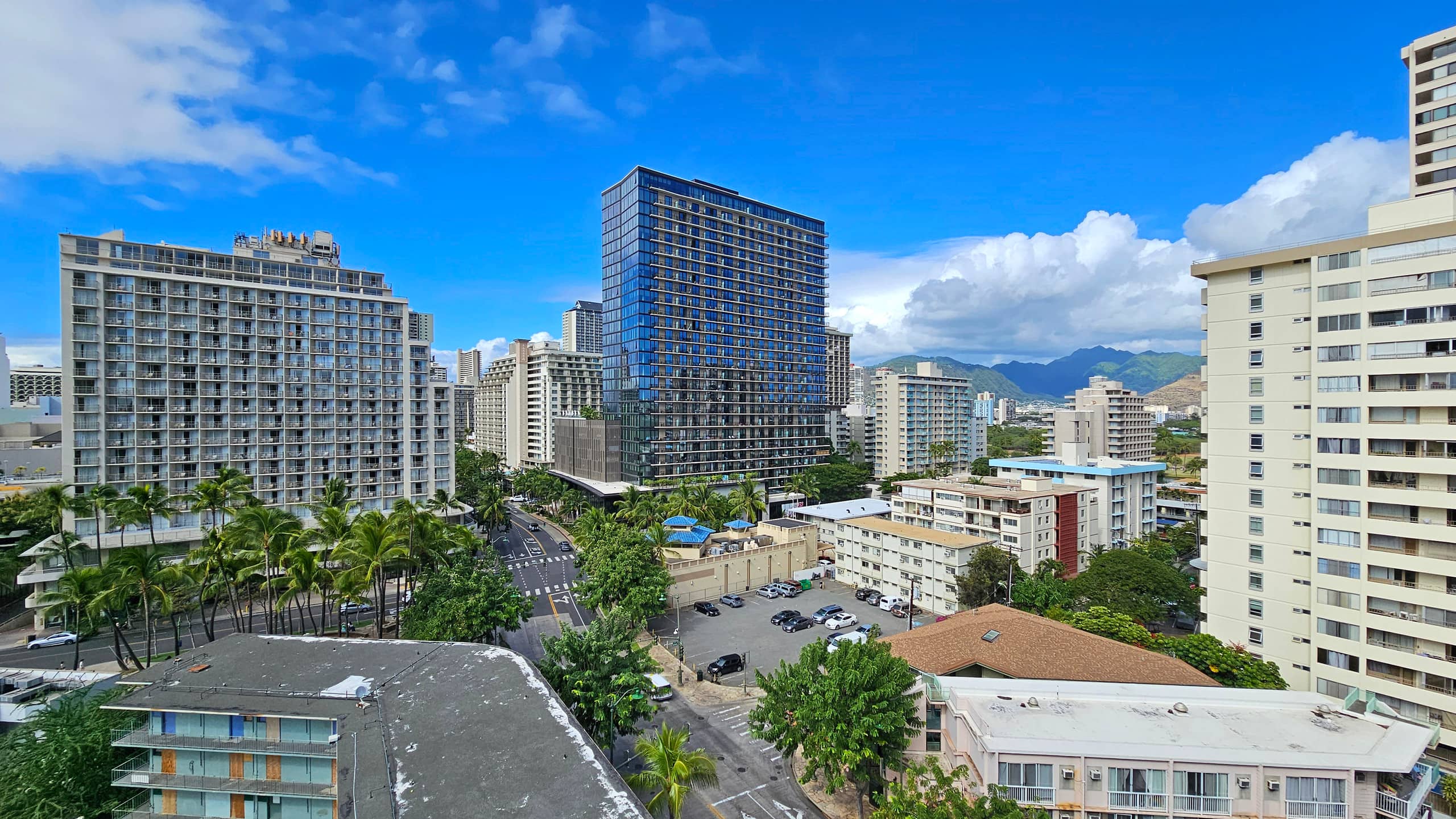 BMB 1205 Waikiki Queen Studio - Image 24