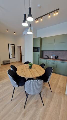 Lux apartment gallery image 4