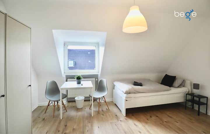 Priestor na posedenie v spálni 2. 