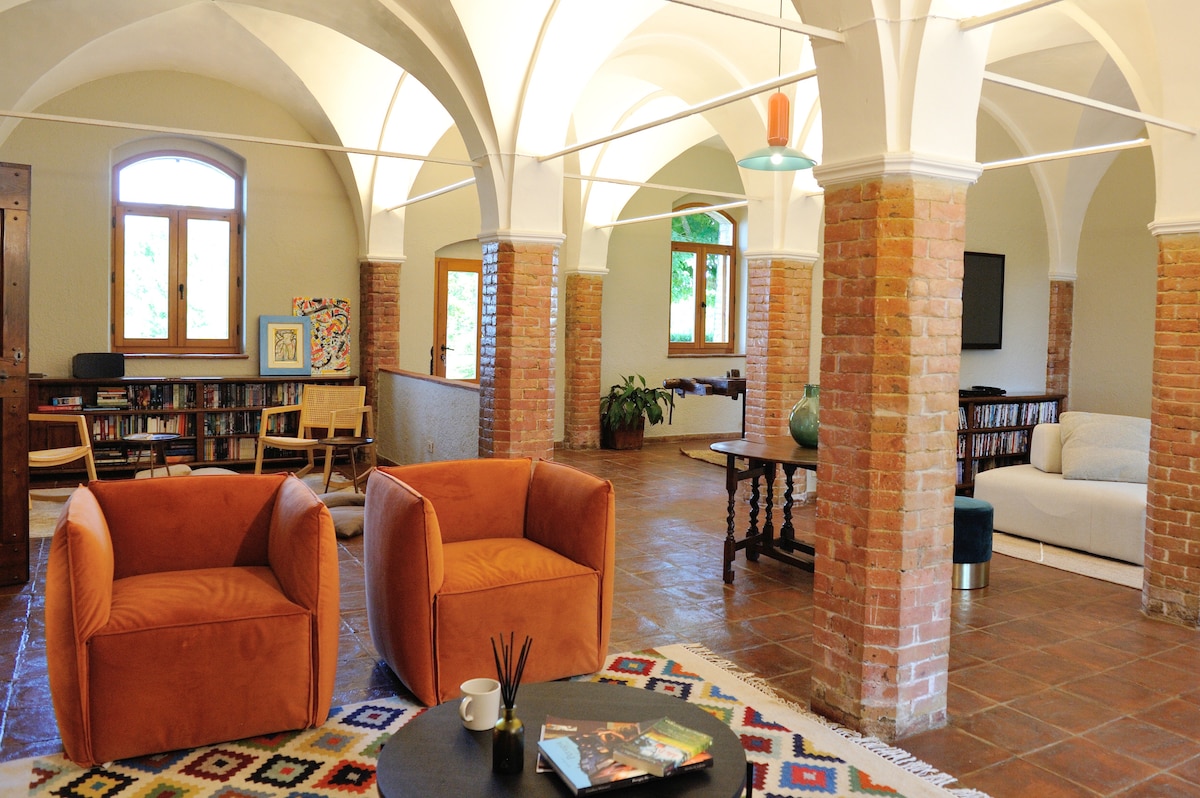 Popular Airbnb listing: Levigne Villa in Perugia