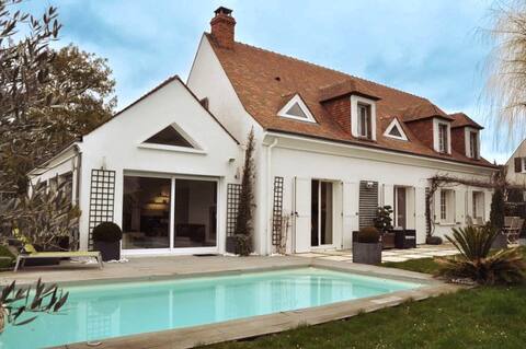 Maison familiale avec Piscine