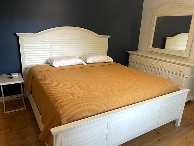 The Gansett gallery image 3