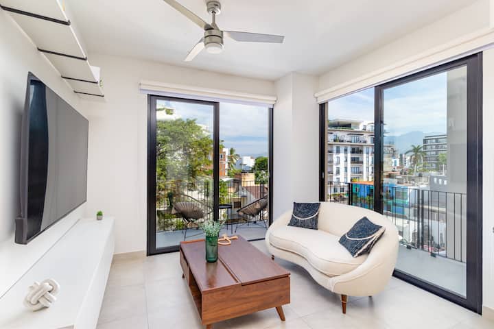 Dreamy Condo Versalles - Roma Encore - Puerto Vallarta