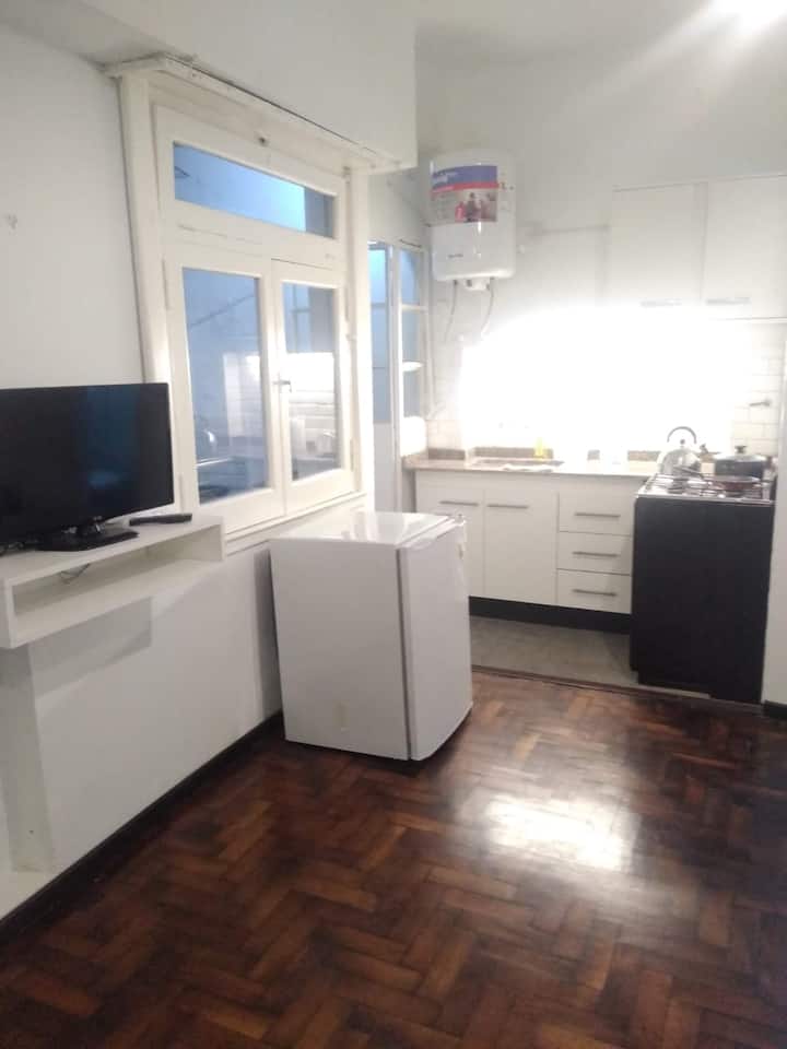 Ground-floor studio apartment in Flores