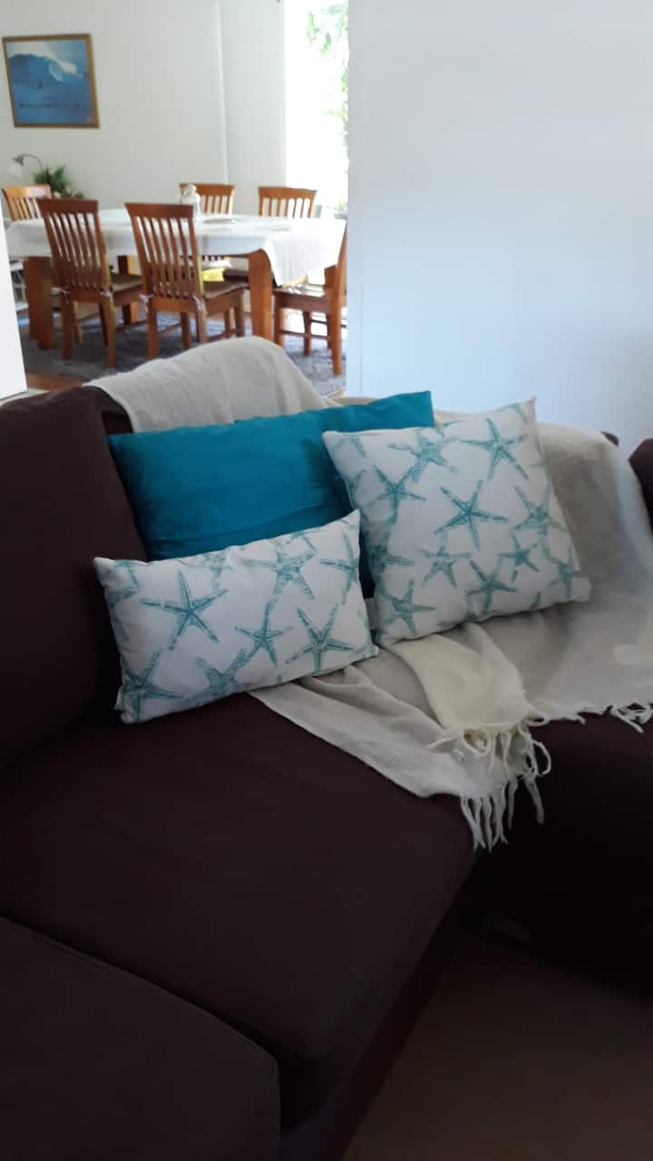 Blue Bay Beach  Villa Close To Beach & Restaurants - Toowoon Bay