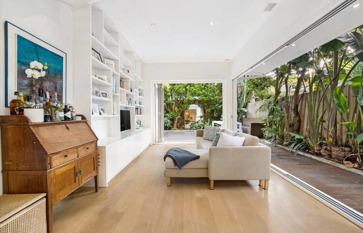 Family Home in Waverley