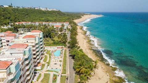 Beach Front Penthouse - Private Roof Top Patio