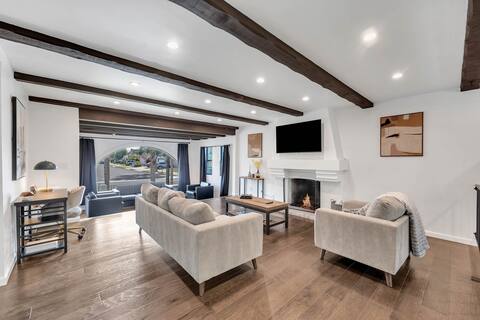 Stylish 4BD 3BA Camarillo Home