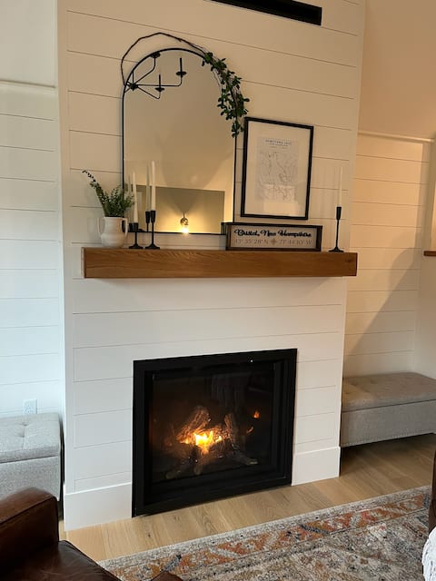 Cozy Modern Retreat Fireplace | Ragged & Newfound