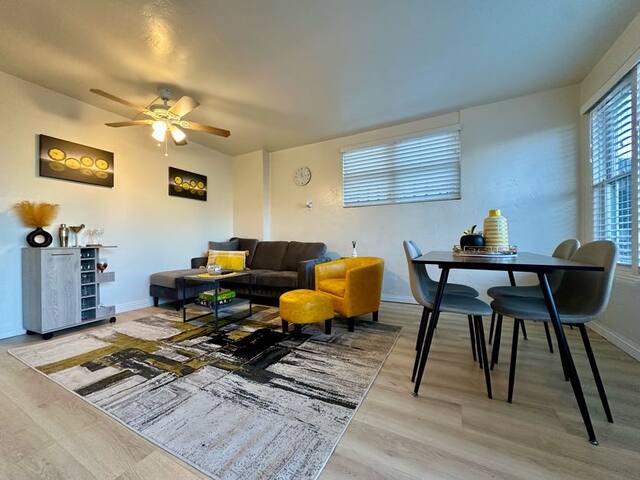 Sunny San Diego Retreat!