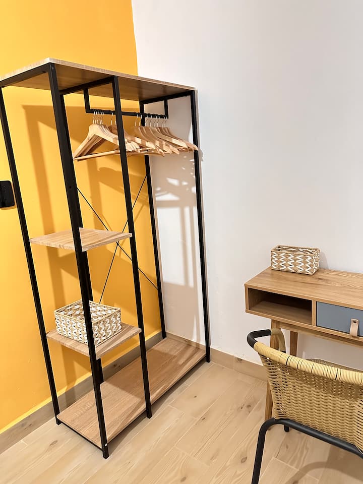 迷你衣橱Recamara # 1