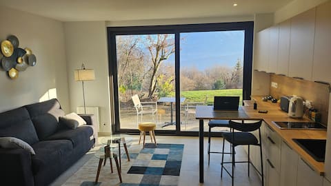 Top Airbnb: Le Cosy - beautiful apartment, exceptional view à Sevrier