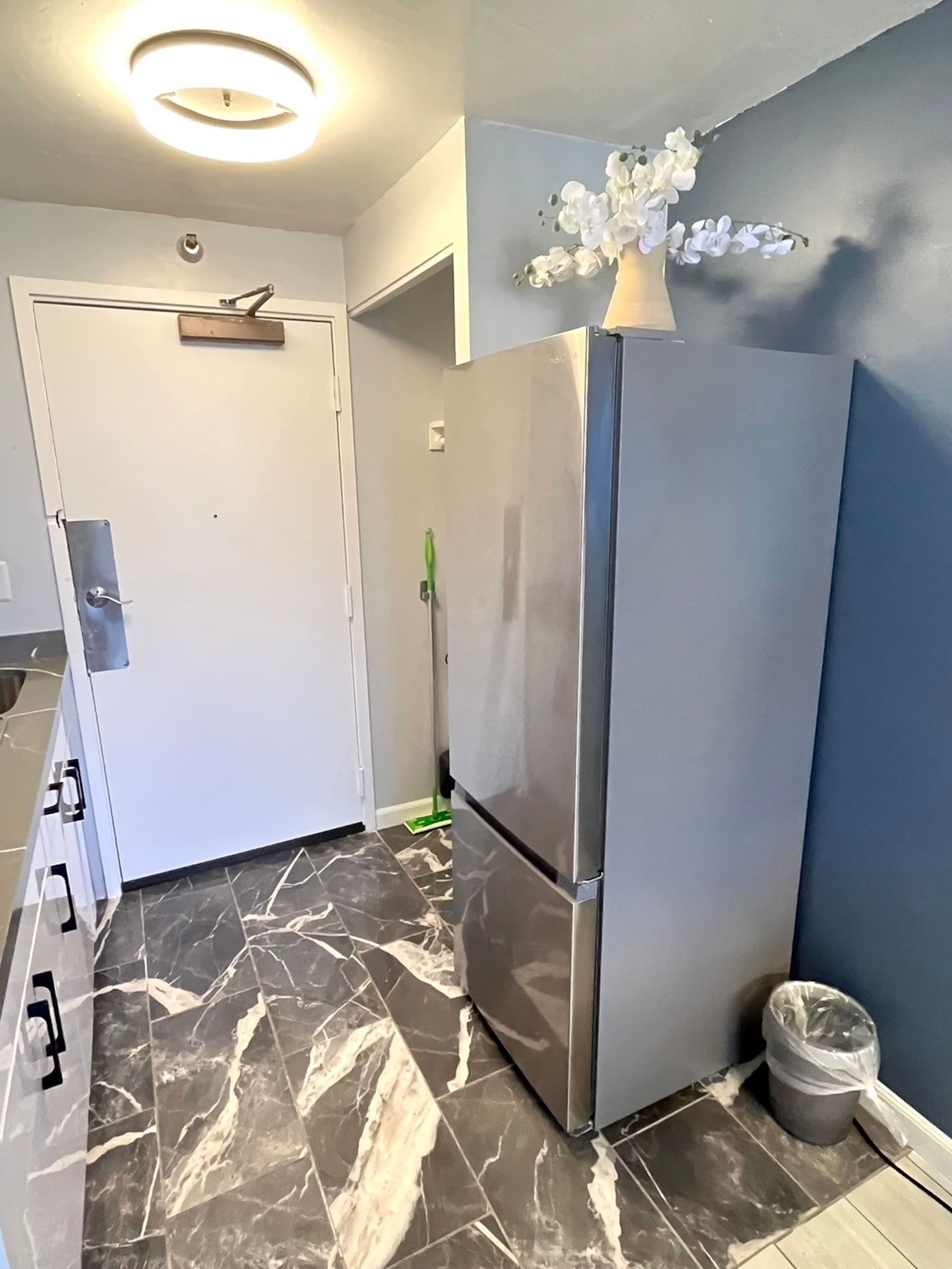 Condo in Honolulu · ★4.77 · 1 bedroom · 2 beds · 1 private bath - Image 5