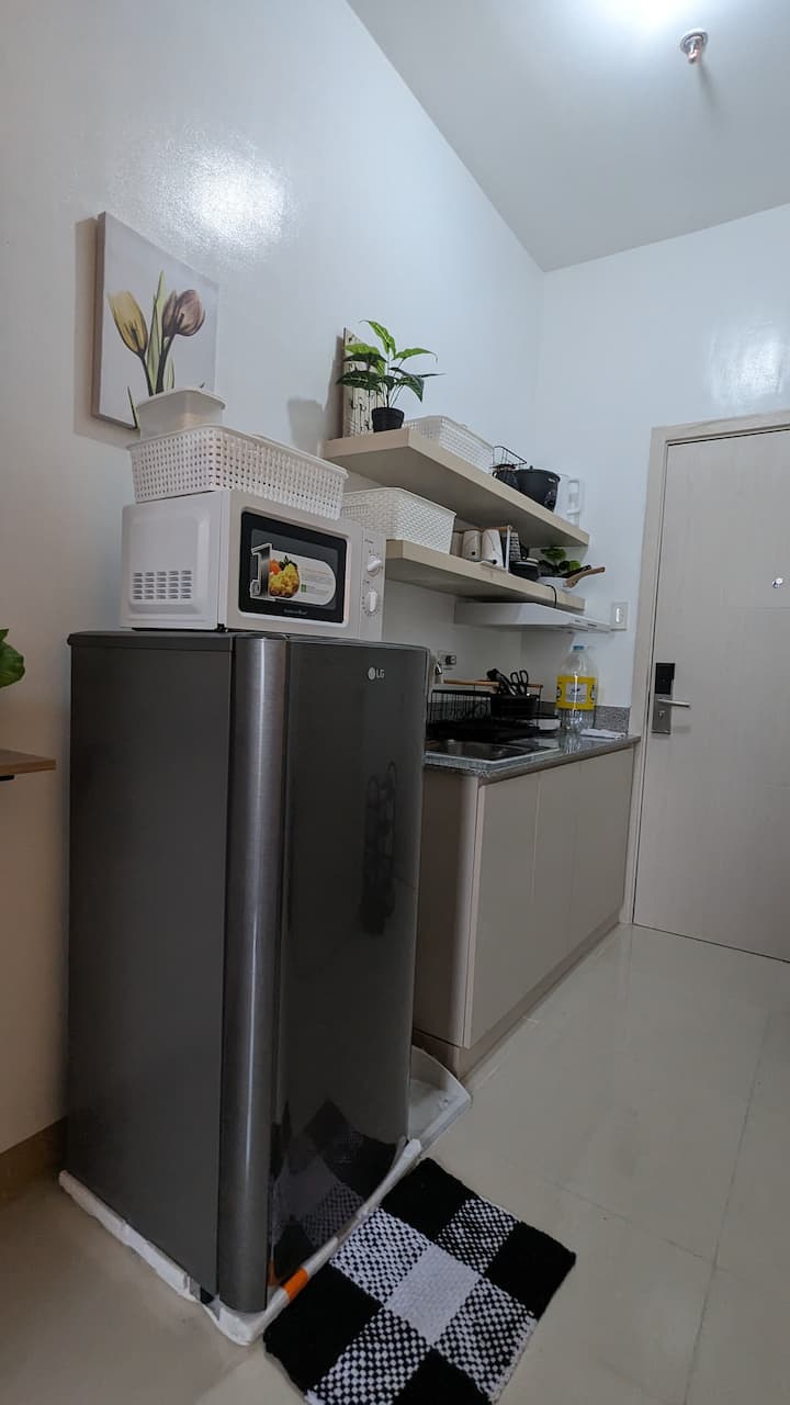 Loft Haven In Las Piñas | Pool, Netflix, Wi-fi - Las Piñas