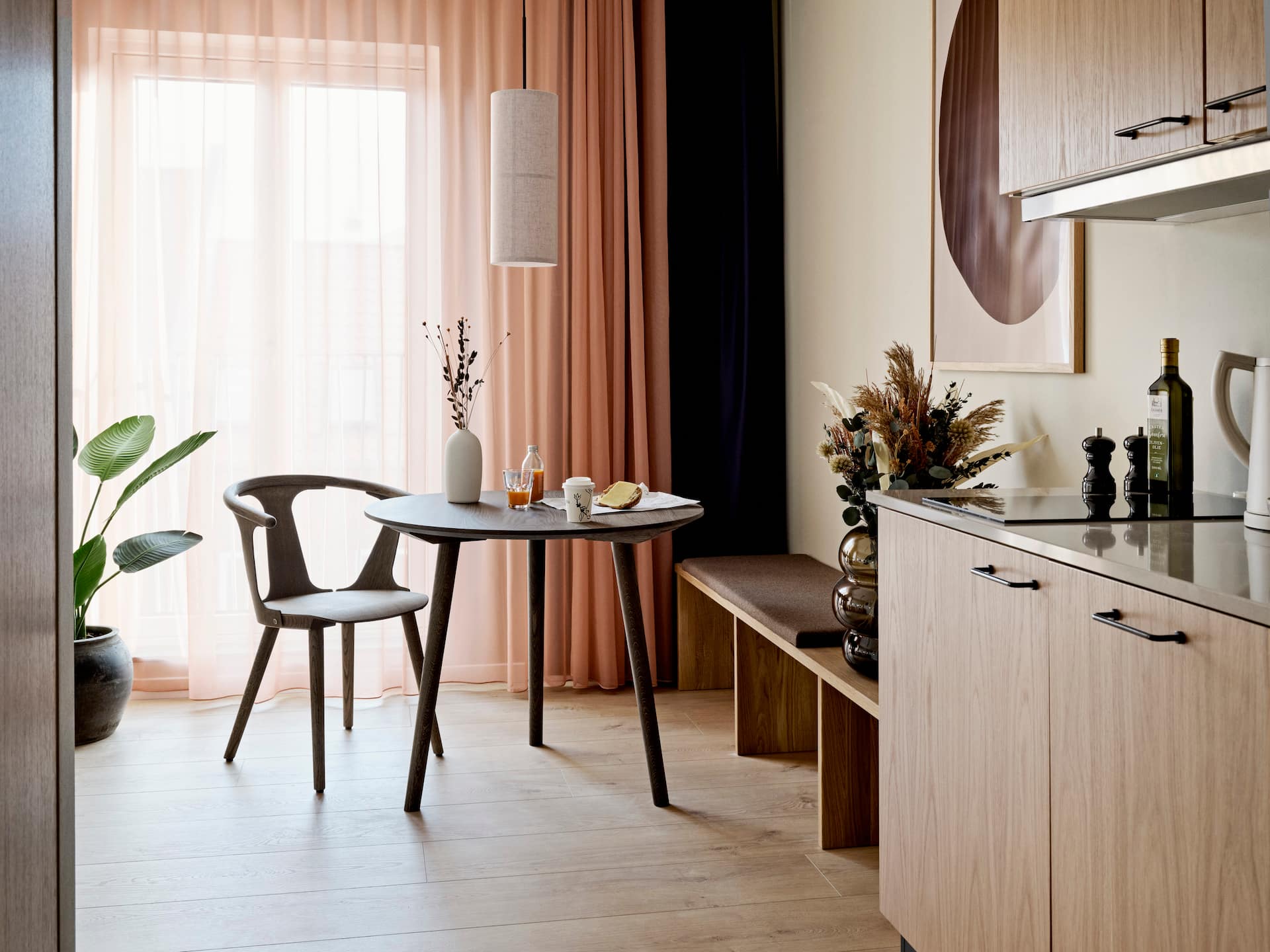 Aura Apartment Hotel | Studio Apartment