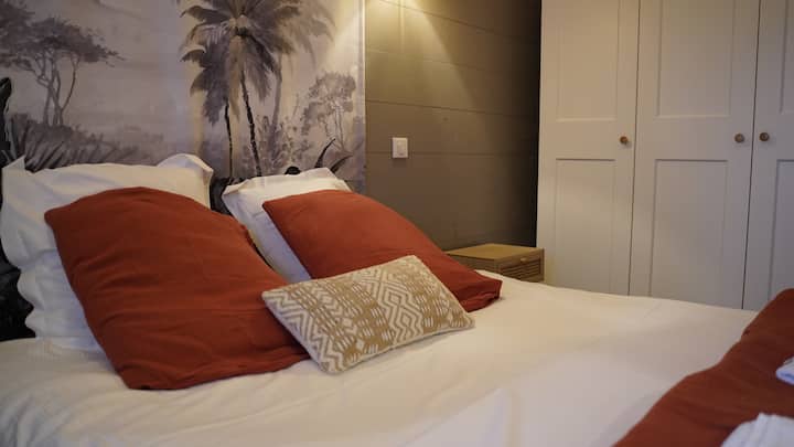 ✨ Entdecken Sie ein gemütliches Zimmer, perfekt, um sich auszuruhen und jeden Moment in Ruhe zu genießen! ✨