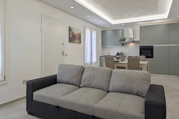 [Minimal Center] Wifi Clima Moderno Smarttv - Porto San Giorgio