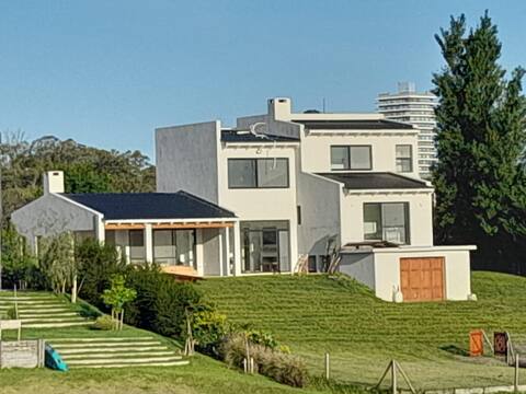 Casa en el solar de victoria