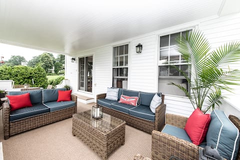 Bay Breeze Cottage